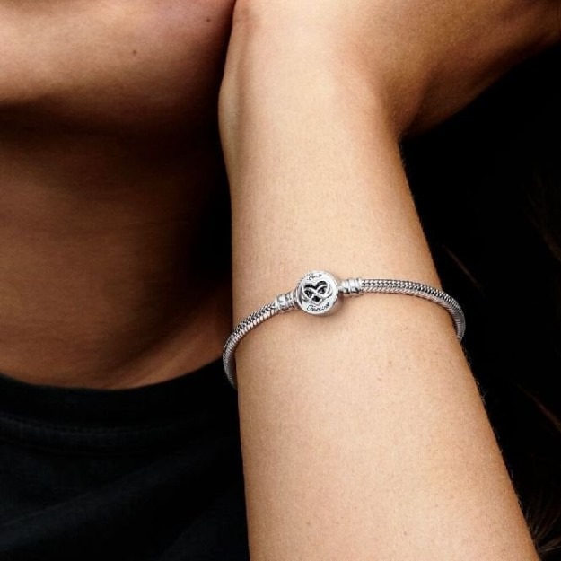 Moments Heart Infinity Clasp Brand UK Pandora Snake Chain Bracelet